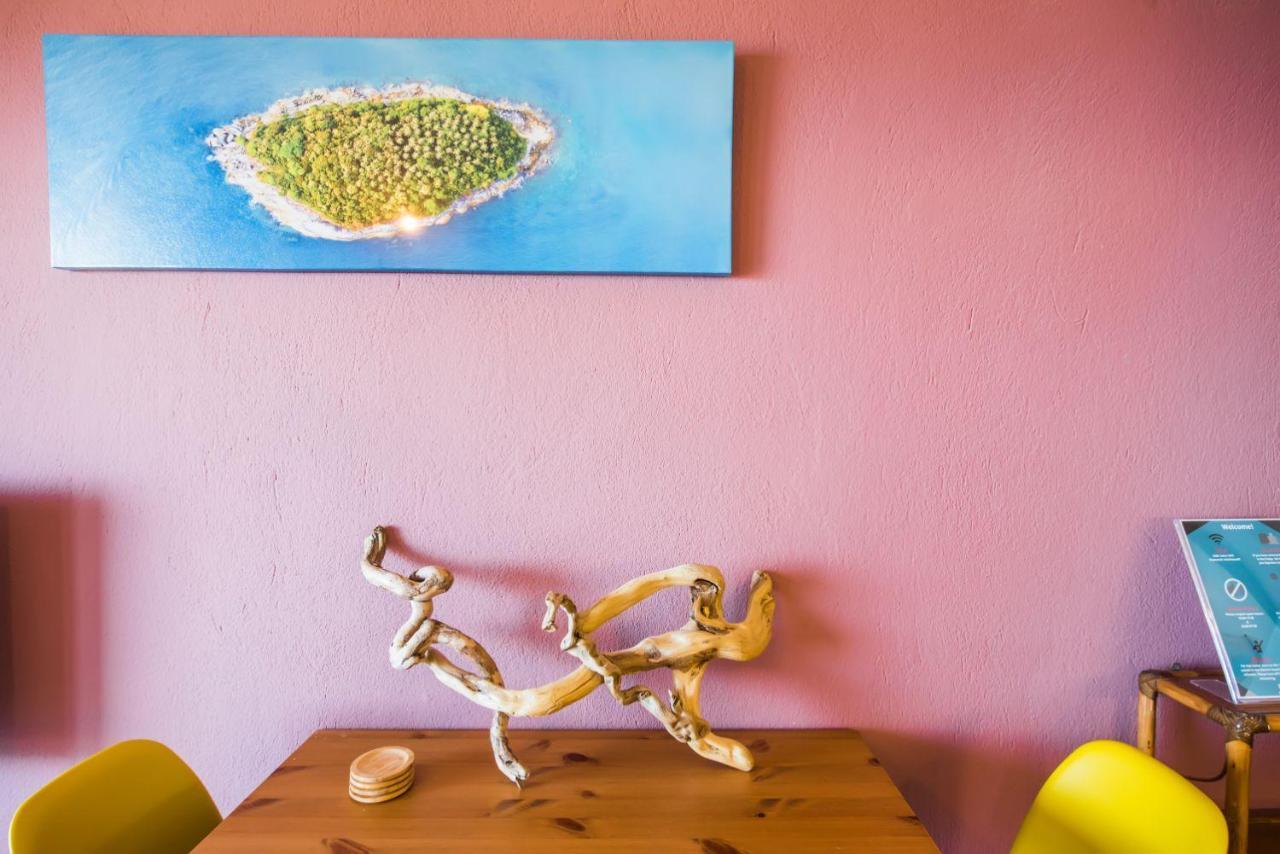 Nereus & Oceanus Beachfront Apartments, Lagonisi Beach #Feelslikehome Órmos Panajías Eksteriør bilde
