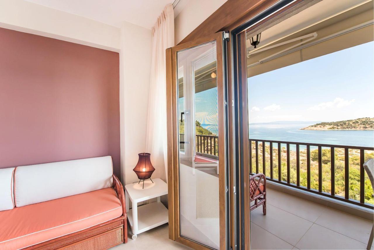 Nereus & Oceanus Beachfront Apartments, Lagonisi Beach #Feelslikehome Órmos Panajías Eksteriør bilde
