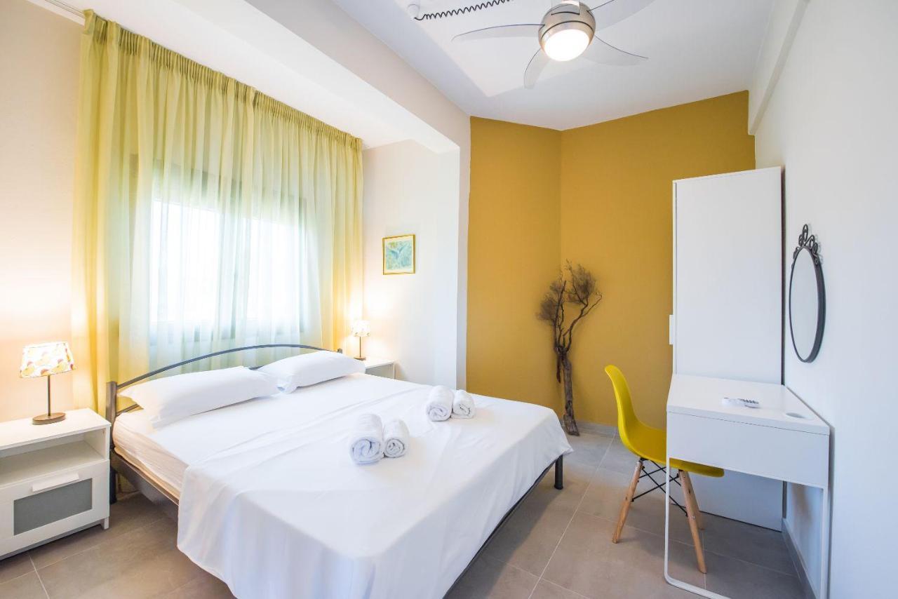 Nereus & Oceanus Beachfront Apartments, Lagonisi Beach #Feelslikehome Órmos Panajías Eksteriør bilde