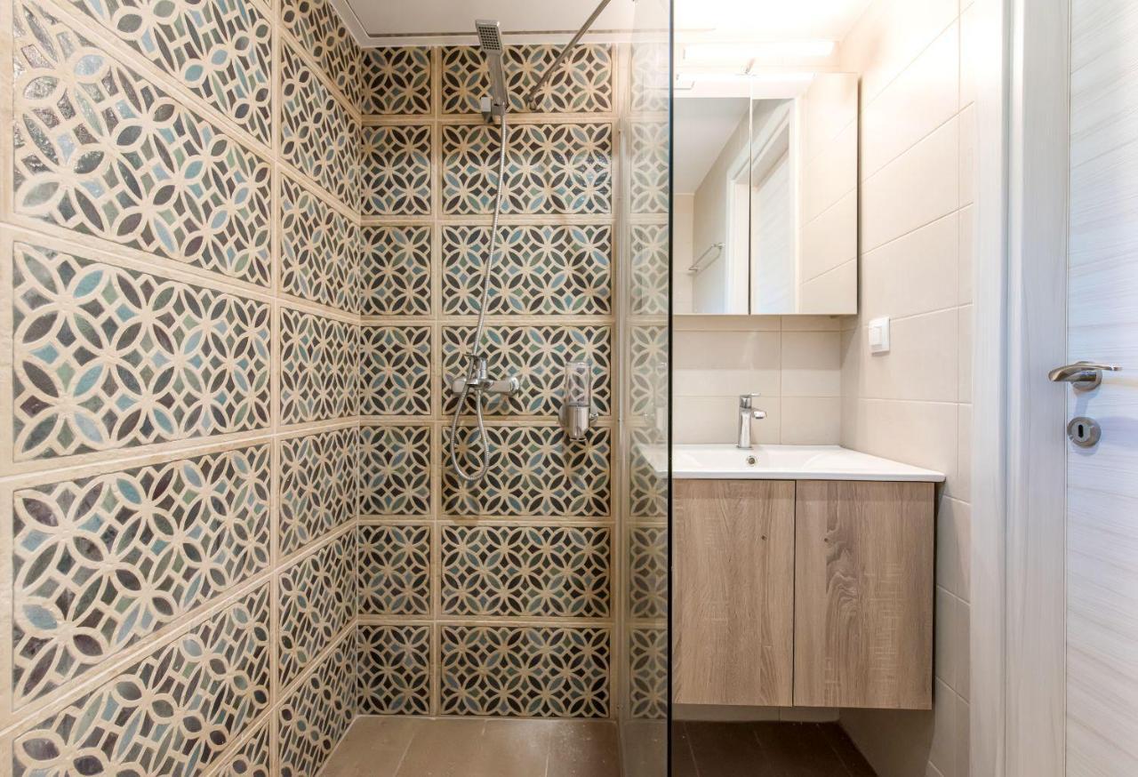 Nereus & Oceanus Beachfront Apartments, Lagonisi Beach #Feelslikehome Órmos Panajías Eksteriør bilde
