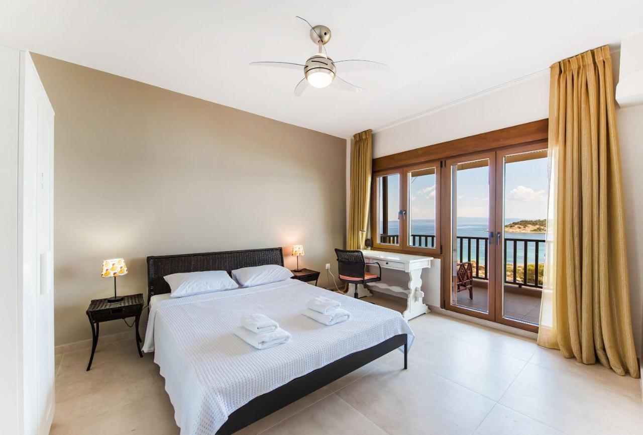 Nereus & Oceanus Beachfront Apartments, Lagonisi Beach #Feelslikehome Órmos Panajías Eksteriør bilde