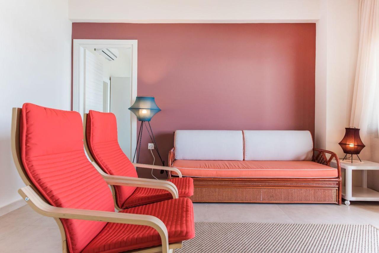 Nereus & Oceanus Beachfront Apartments, Lagonisi Beach #Feelslikehome Órmos Panajías Eksteriør bilde