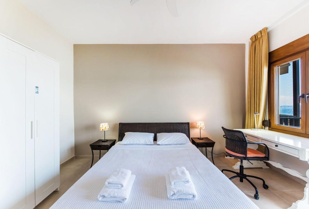 Nereus & Oceanus Beachfront Apartments, Lagonisi Beach #Feelslikehome Órmos Panajías Eksteriør bilde
